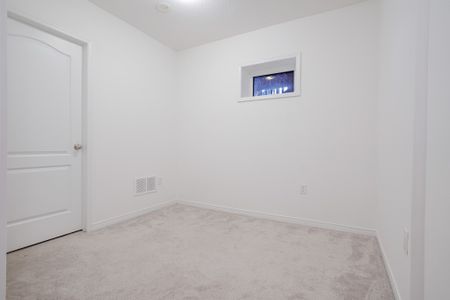 For Lease - 2655 Deputy Minister Path, Oshawa, Ontario - Photo 5