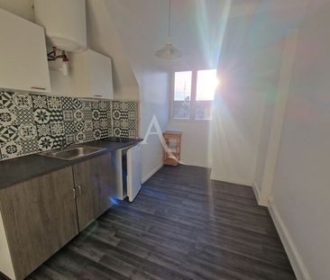 Location Appartement 1 pièce 9m² - Photo 2