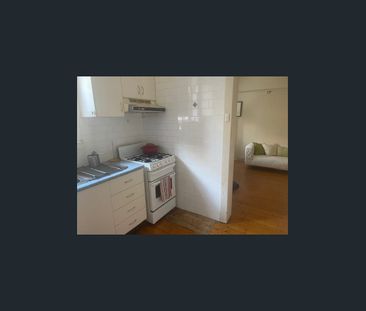 Prime beachside location., two-bedroom apartment, moments from Coog... - Photo 6