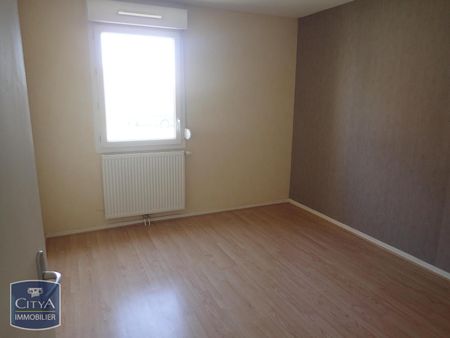 Location Appartement 4 pièces 67m² GRAND CHARMONT 25200 - Photo 2