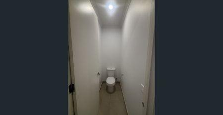 Stunning Near New Home in the Heart of Tarneit - Photo 5