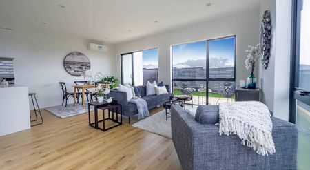 Hobsonville, 3 bedrooms - Photo 2