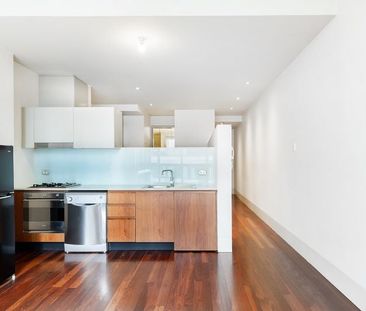 Perfectly Positioned City Pad in the Prestigious Portico Building - Photo 3