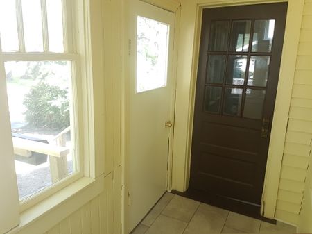 1538 GARNET 2 BEDROOM TRANSFORMATION - Photo 5