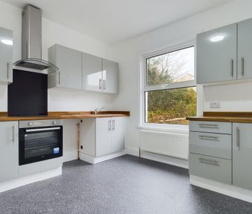 4 bedroom maisonette to rent - Photo 1