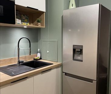 2 pièces - Meublé - 52,85 m² - 3ème étage - Colocation non autorisée - Photo 3