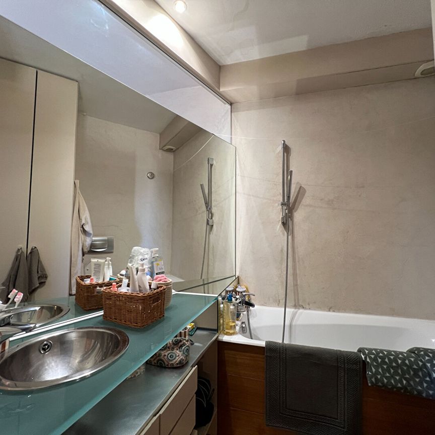 Location Appartement 2 pièces 31m² AVIGNON 84000 - Photo 1