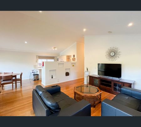 1/95a James Small Drive, Korora, NSW 2450 - Photo 5