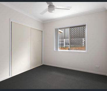 NEWLY RENOVATED LOWSET 4 BEDROOM FAMILY HOME - Photo 4