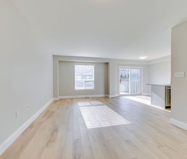 For Lease - 4432 Peter Drive, Burlington, Ontario - Photo 3
