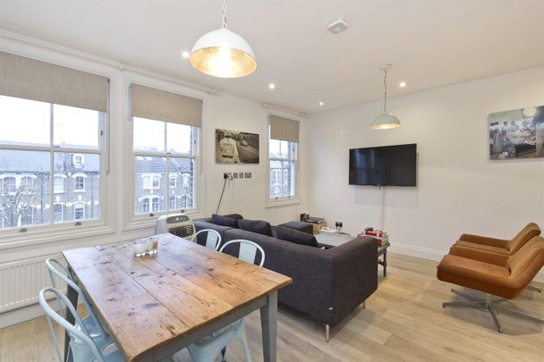 St Lawrence Terrace, W10 - Photo 1