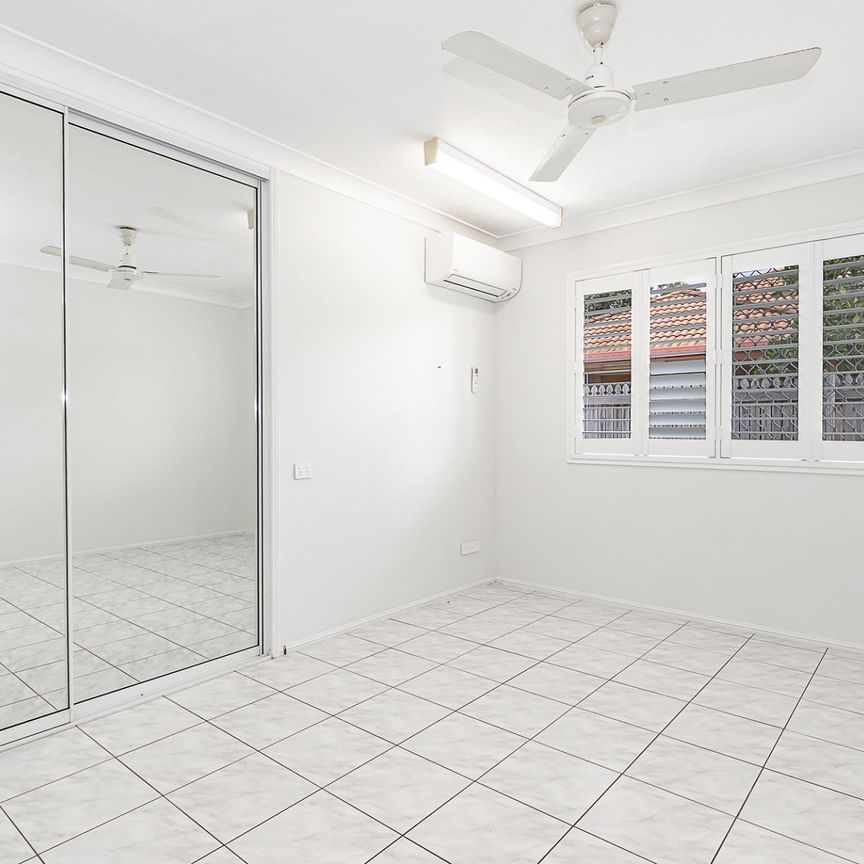 21 Eucalyptus Avenue, Annandale - Photo 1