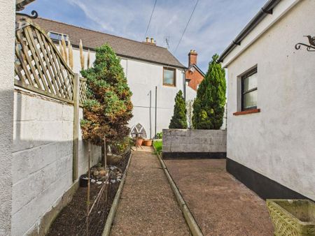 2 bedroom terraced house to rent - Photo 5