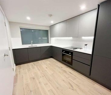 Bournemouth, BH1 - Photo 5