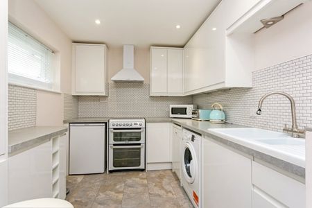 1 bedroom flat to rent - Photo 4