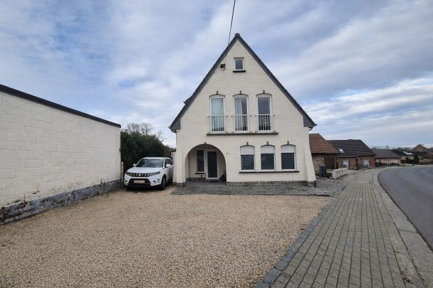 Huis - Te huur - Photo 1