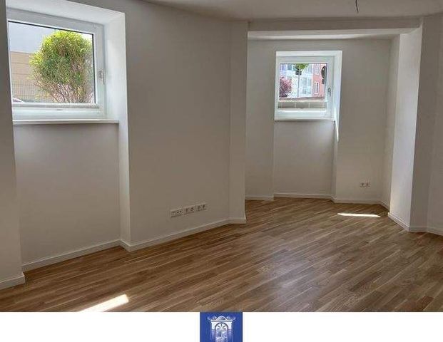 Liebevoll und modern sanierte Wohnung im Erstbezug! Erker, Fußbodenheizung, Parkett! - Foto 1