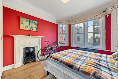 3 Bed Flat, Melcombe Court, NW1 - Photo 5