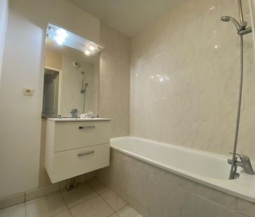 Location Appartement 3 pièces 56m² ROUEN 76100 - Photo 6