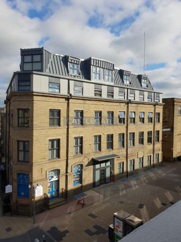 4 bedroom flat share to rent - Photo 4