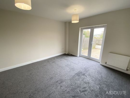 3 bed mid-terraced house to rent in St. Marys Hill, Brixham, TQ5 - Photo 1