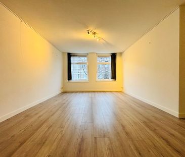 Appartement te huur: Valeriusstraat 30-A 2517 HR Den Haag - Photo 2