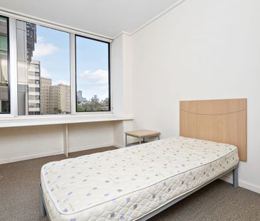 Well maintained, 2-bedroom apartment. - Photo 3