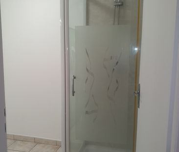 Location Appartement 1 pièce 38m² MARMANDE 47200 - Photo 2