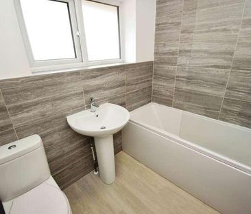 Lowfields Avenue, Eastham, CH62 - Photo 2