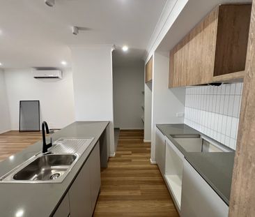 12 Ellis Dr, Diggers Rest VIC 3427 - House For Rent | Domain - Photo 2