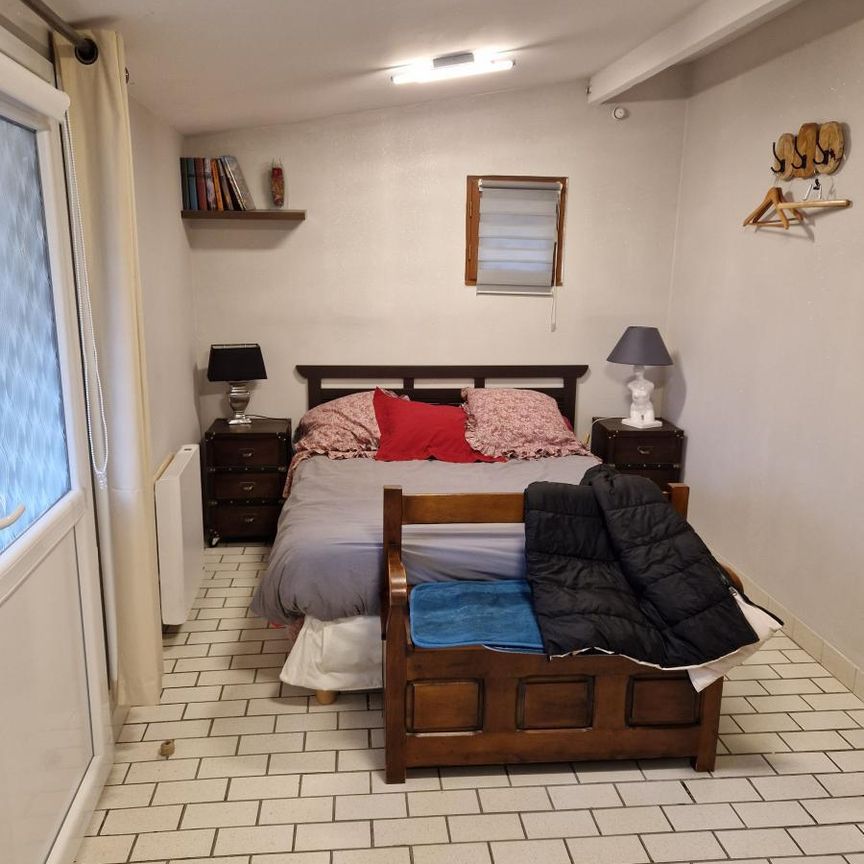 appartement meublé NAVES - Photo 1