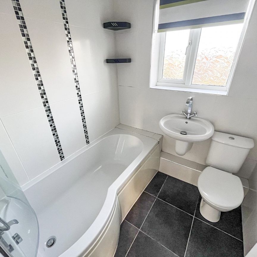 2 bedroom House To Let - Photo 1