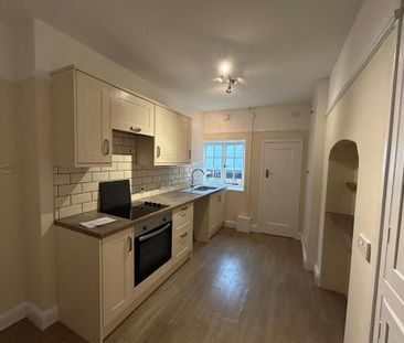 3 bedroom apartment to rent - Photo 6