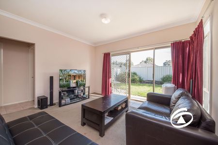 12 Tyrell Place, 3810, Pakenham Vic - Photo 4