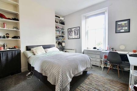 Dunbar Street, First Floor Flat, AB24 - Photo 2