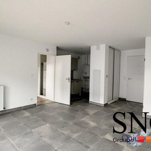 T2 AVEC BALCON ET PARKING - Photo 1