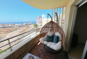 En alquiler piso en Playa Paraíso, Adeje