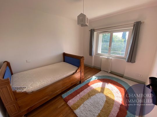 Maison meublée sur 3 niveaux à Blois - Photo 1