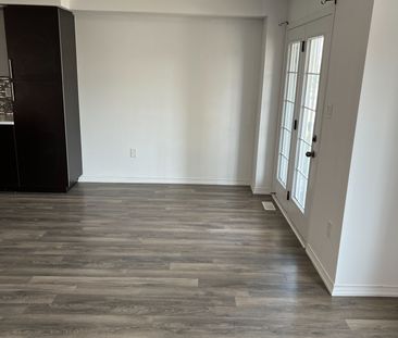 For Lease - 150 Golden Springs Drive, Brampton, Ontario - Photo 4