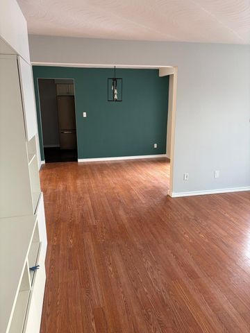 For Lease - 452 Elizabeth Street Unit# Upper, Oshawa, Ontario - Photo 4