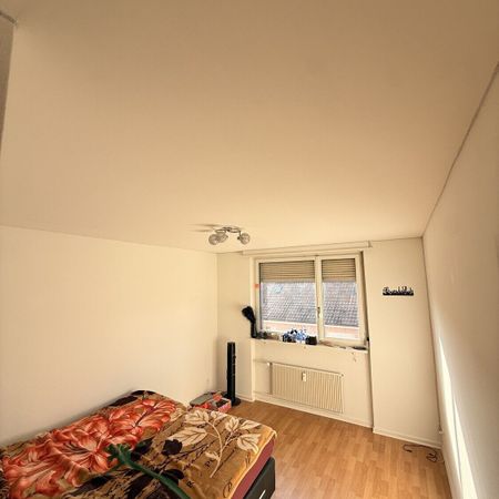 Modern 2.5-room apartment (approx. 50 m²) in Frenkendorf, bright and well maintained - Foto 3