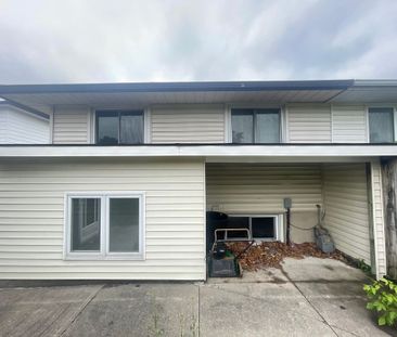 For Lease - 56 Bakersfield Drive, Cambridge, Ontario - Photo 3