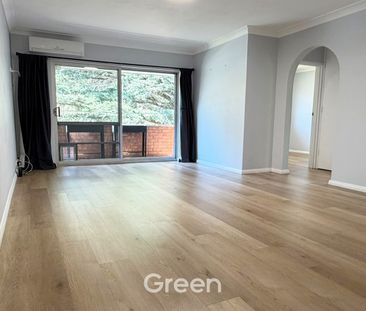 Leafy Outlook & Convenient Living in a Prime Meadowbank Setting - Photo 1