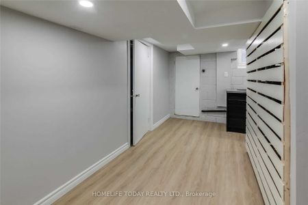 For Lease - 19 Bardwell Crescent Unit# Bsmt -B, Toronto, Ontario - Photo 2