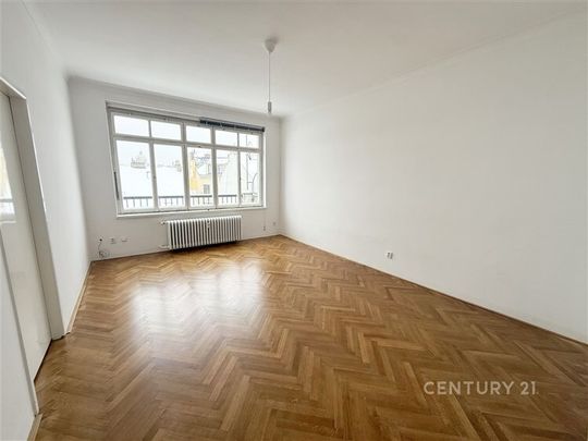 Krásný velký tichý byt 4+1 / 118 m - Фото 1