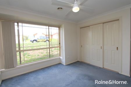 26 Sapphire Crescent, Kelso, NSW 2795 - Photo 4