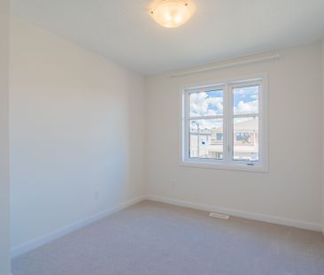 For Lease - 90 OSLER Street, Kanata, Ontario - Photo 4