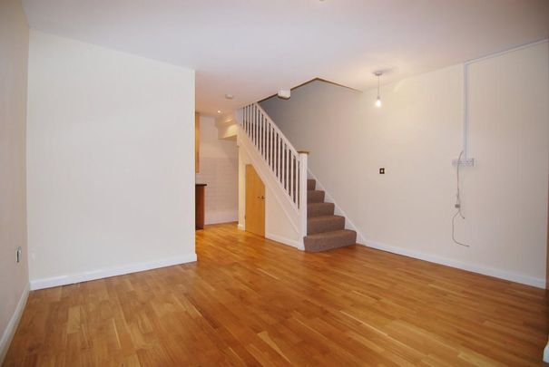 3 bedroom townhouse to rent - Photo 1