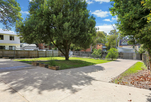 Charming Home in Prime Location - Photo 1