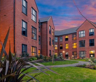 1 bedroom retirement property to rent - Photo 2